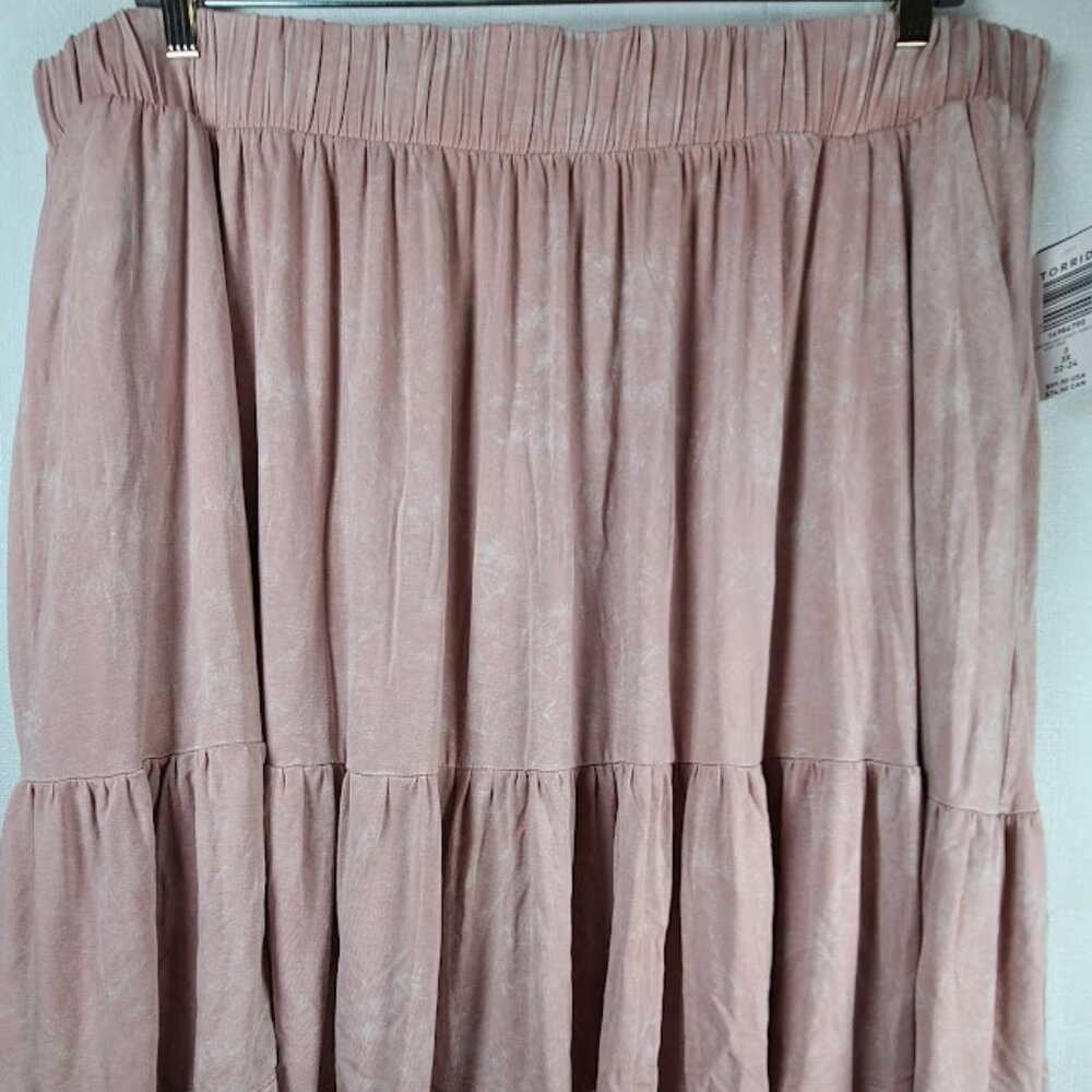 Torrid Women's Pink Super Soft Tiered Circle Pleated Casual Mini Skirt Size 3X - Picture 2 of 10